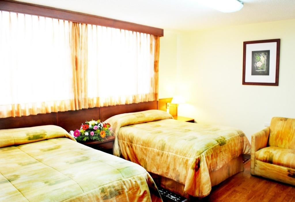 Hotel Marcella Clase Ejecutiva 莫雷利亚 客房 照片
