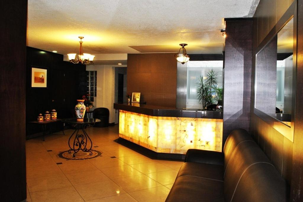 Hotel Marcella Clase Ejecutiva 莫雷利亚 外观 照片