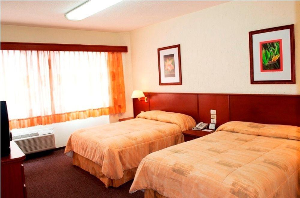 Hotel Marcella Clase Ejecutiva 莫雷利亚 外观 照片