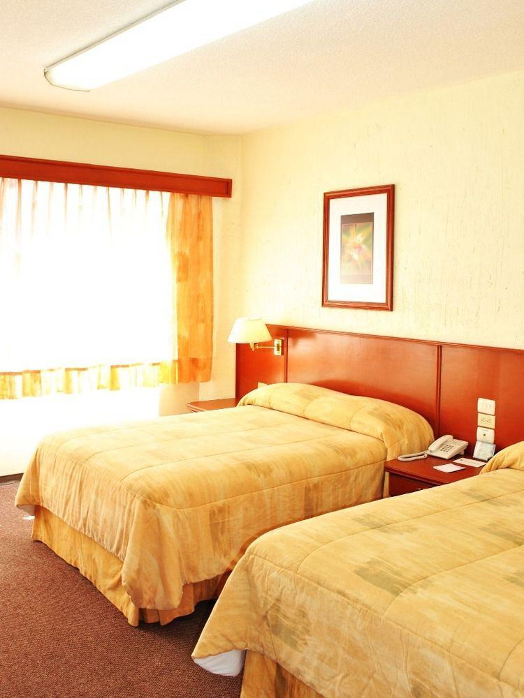Hotel Marcella Clase Ejecutiva 莫雷利亚 外观 照片