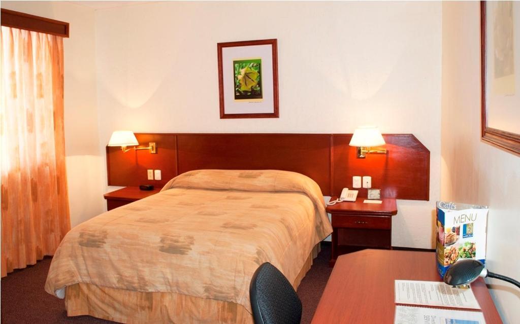 Hotel Marcella Clase Ejecutiva 莫雷利亚 客房 照片